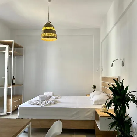 Issos Hotel apartamentowy Agios Georgios (Corfu)